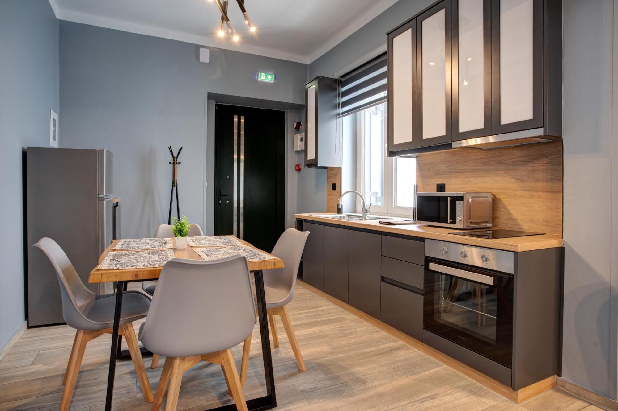 Agora Apartments Mytilíni Exteriör bild